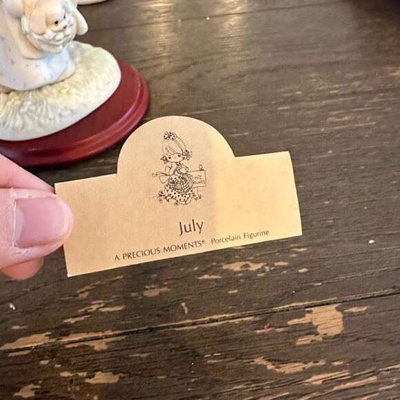 Precious Moments Figurine "July" Vintage 1988 Calendar Girl with Puppy - Picture 7 of 10